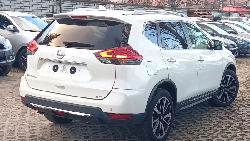 Nissan X-trail 4Х4 FULL ИЗКЛЮЧИТЕЛН СЕРВИ КНИЖК УНИКТ ОБСЛУЖН НОВ, снимка 3 - Автомобили и джипове - 16717587