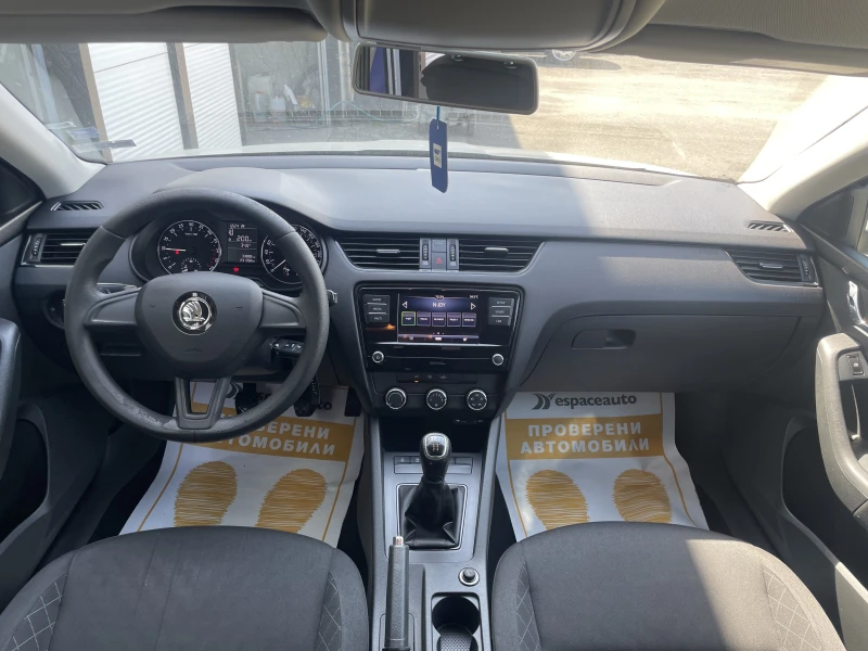 Skoda Octavia 1.6TDI 115к.с., снимка 9 - Автомобили и джипове - 47129597