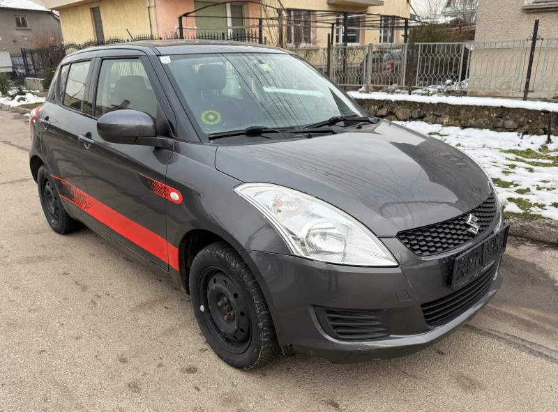 Suzuki Swift 1.2i/4x4/05.2011г/Климатик/Подгрев/Серв.кн, снимка 3 - Автомобили и джипове - 48771831