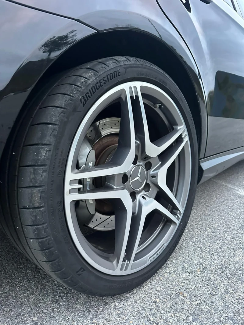 Mercedes-Benz E 63 AMG, снимка 12 - Автомобили и джипове - 50639804