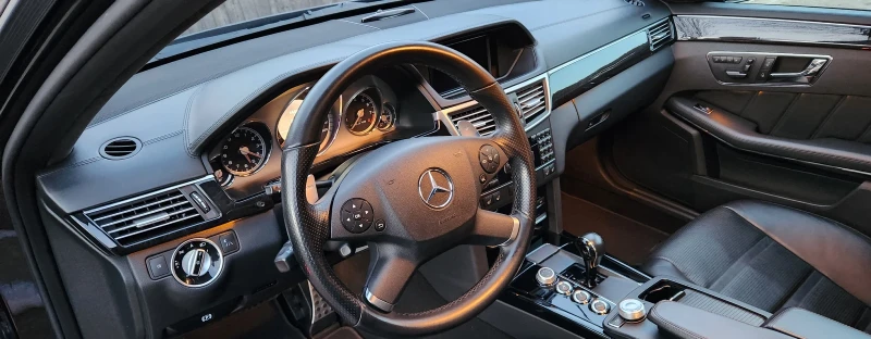 Mercedes-Benz E 63 AMG, снимка 10 - Автомобили и джипове - 48884348