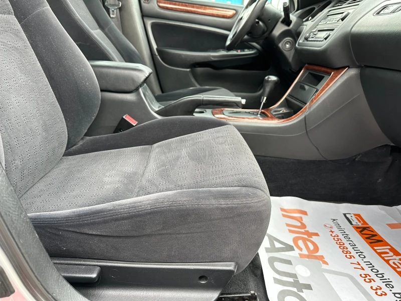 Honda Accord СЕДАН 2.2i AUT 154к.с., снимка 15 - Автомобили и джипове - 49849867