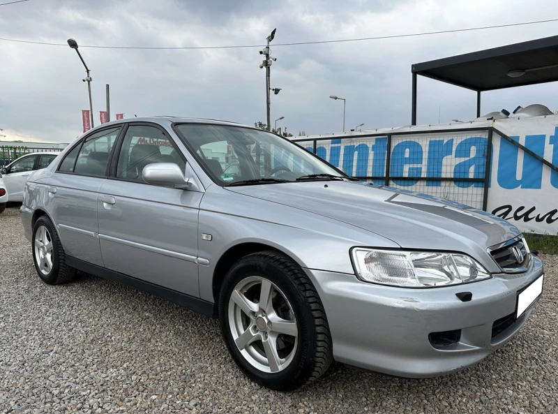 Honda Accord СЕДАН 2.2i AUT 154к.с., снимка 3 - Автомобили и джипове - 49849867