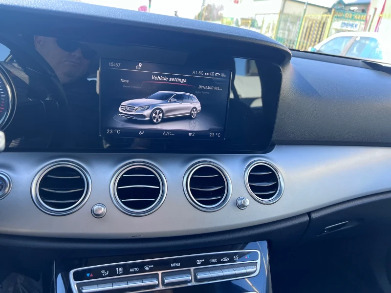 Mercedes-Benz E 200, снимка 2 - Автомобили и джипове - 52801495