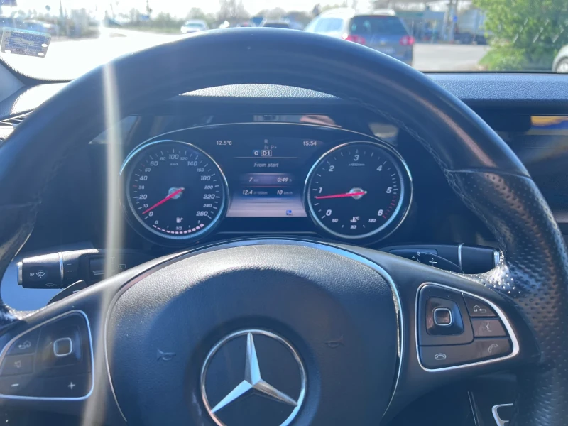 Mercedes-Benz E 200, снимка 4 - Автомобили и джипове - 52801495