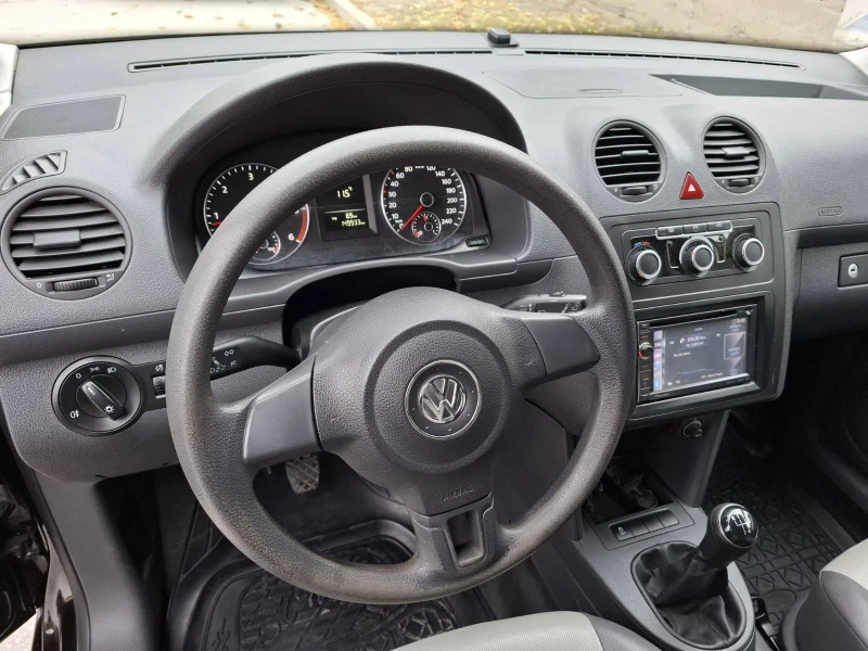 VW Caddy Maxi, снимка 15 - Автомобили и джипове - 52270283