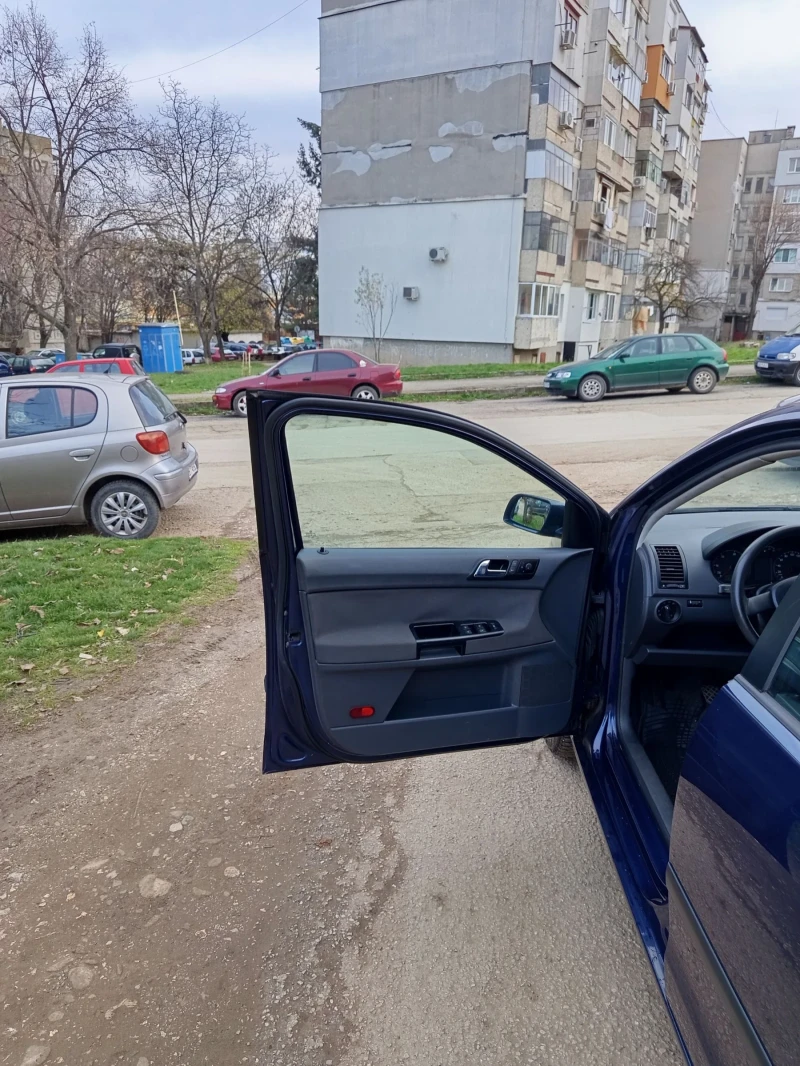 VW Polo 1.4TDI, снимка 7 - Автомобили и джипове - 52631817