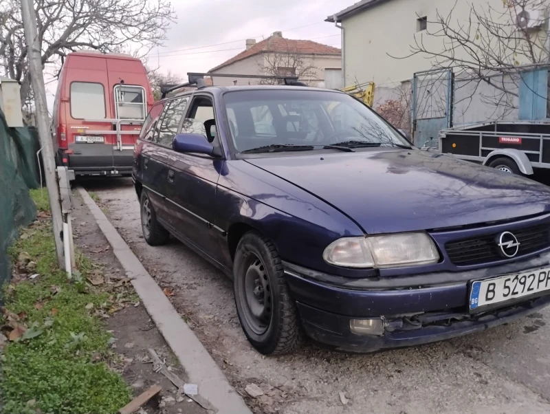 Opel Astra, снимка 7 - Автомобили и джипове - 52793610