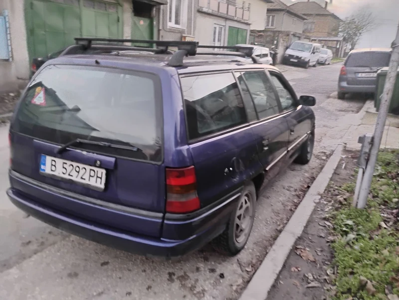 Opel Astra, снимка 6 - Автомобили и джипове - 52793610