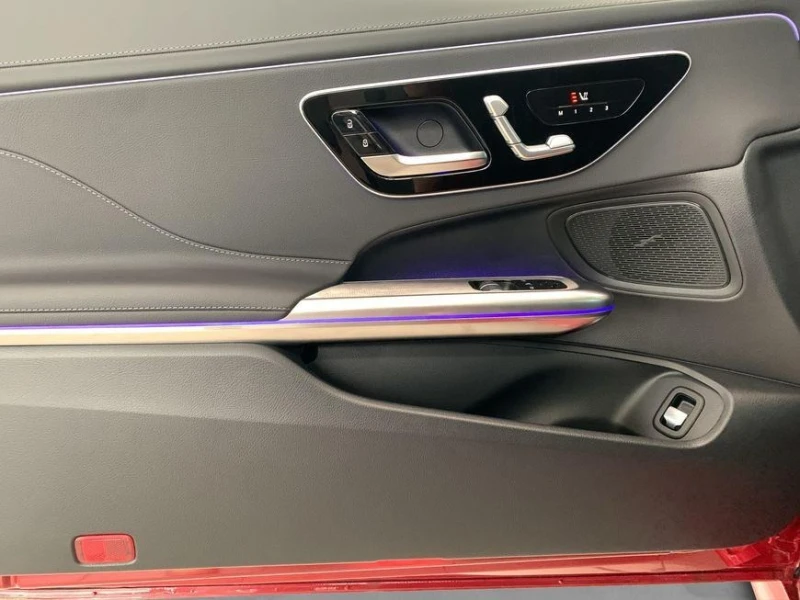 Mercedes-Benz CLE 220d/AMG/COUPE/PANO/KEYLESS/DIGITAL LIGHT/, снимка 8 - Автомобили и джипове - 52926868