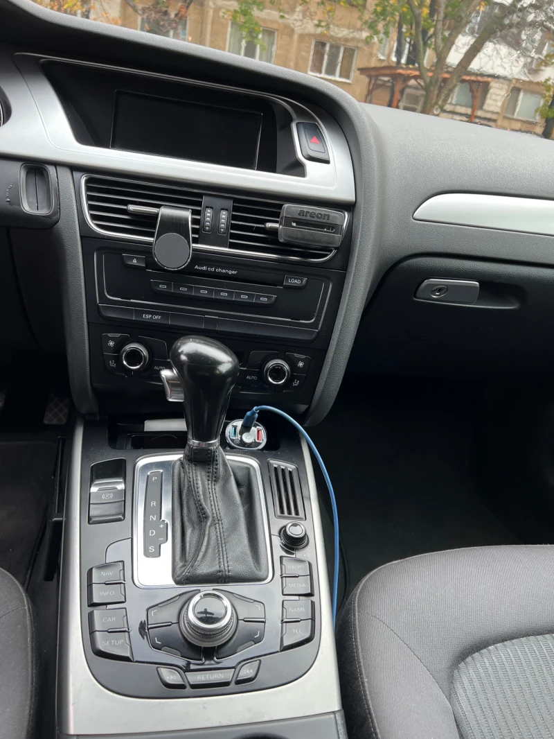 Audi A4, снимка 7 - Автомобили и джипове - 53129844