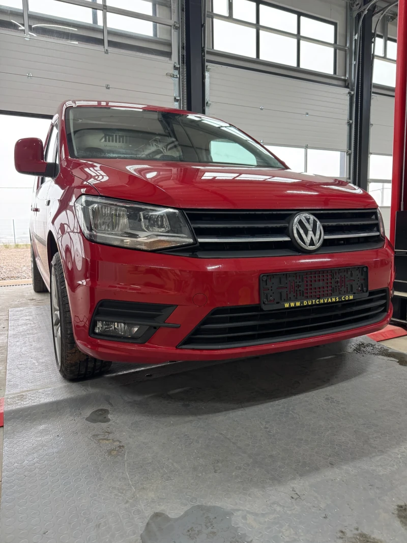 VW Caddy Maxi, снимка 2 - Автомобили и джипове - 53357320