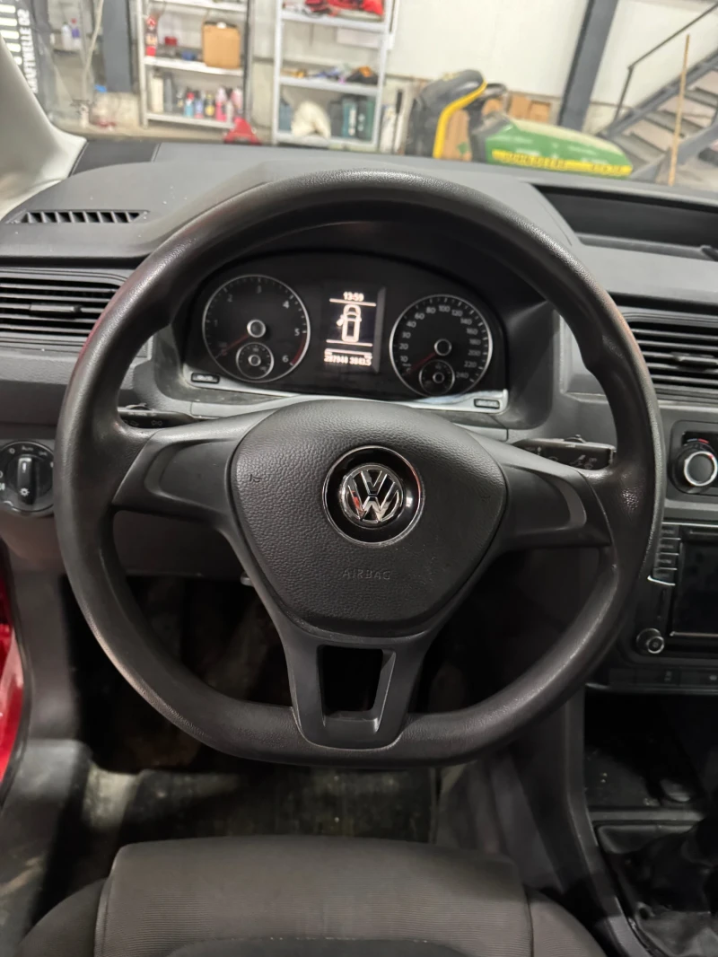 VW Caddy Maxi, снимка 7 - Автомобили и джипове - 53357320