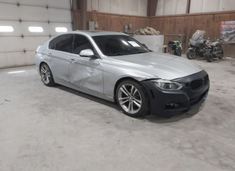 BMW 330 XDRIVE* KEYLESS* ПОДГРЕВ* LED* ШИБИДАХ - 22100 лв. - 25056796 | Car24.bg