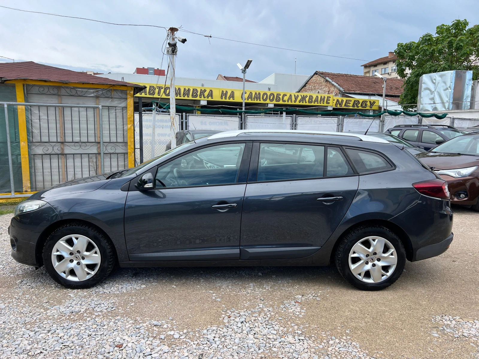 Renault Megane 1.6i Газ/Бензин - изображение 8