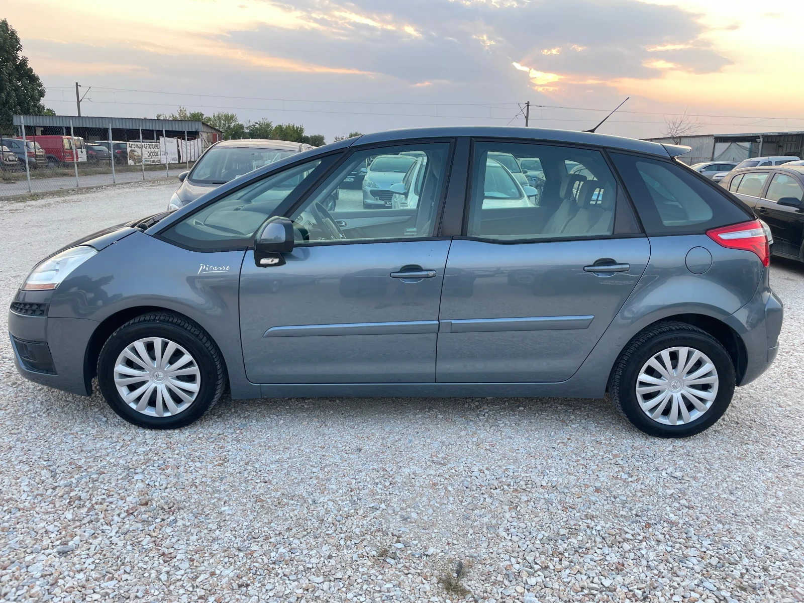 Citroen C4 Picasso 1.6HDI, 109k.c. , ЛИЗИНГ - изображение 4