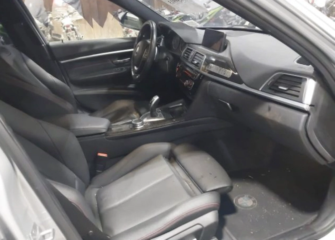BMW 330 XDRIVE* KEYLESS* ПОДГРЕВ* LED* ШИБИДАХ - изображение 5