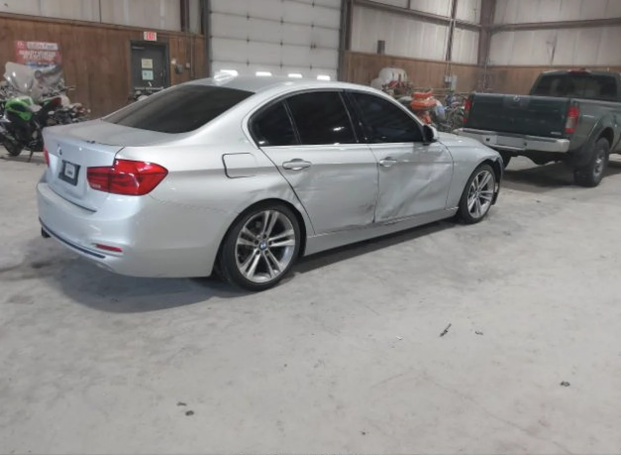 BMW 330 XDRIVE* KEYLESS* ПОДГРЕВ* LED* ШИБИДАХ - изображение 4