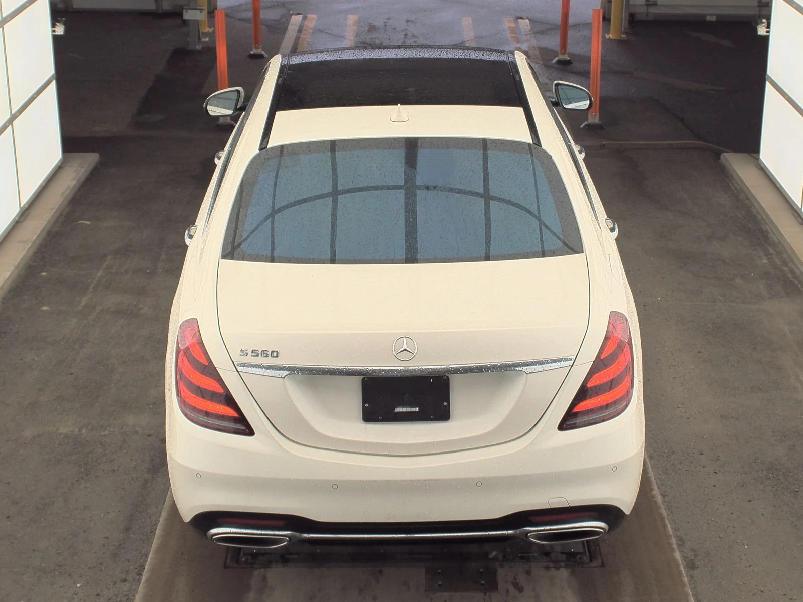 Mercedes-Benz S 560 FACELIFT* BURMASTER* AMG* DISTRO* 360* МАСАЖ* АМБИ - изображение 4