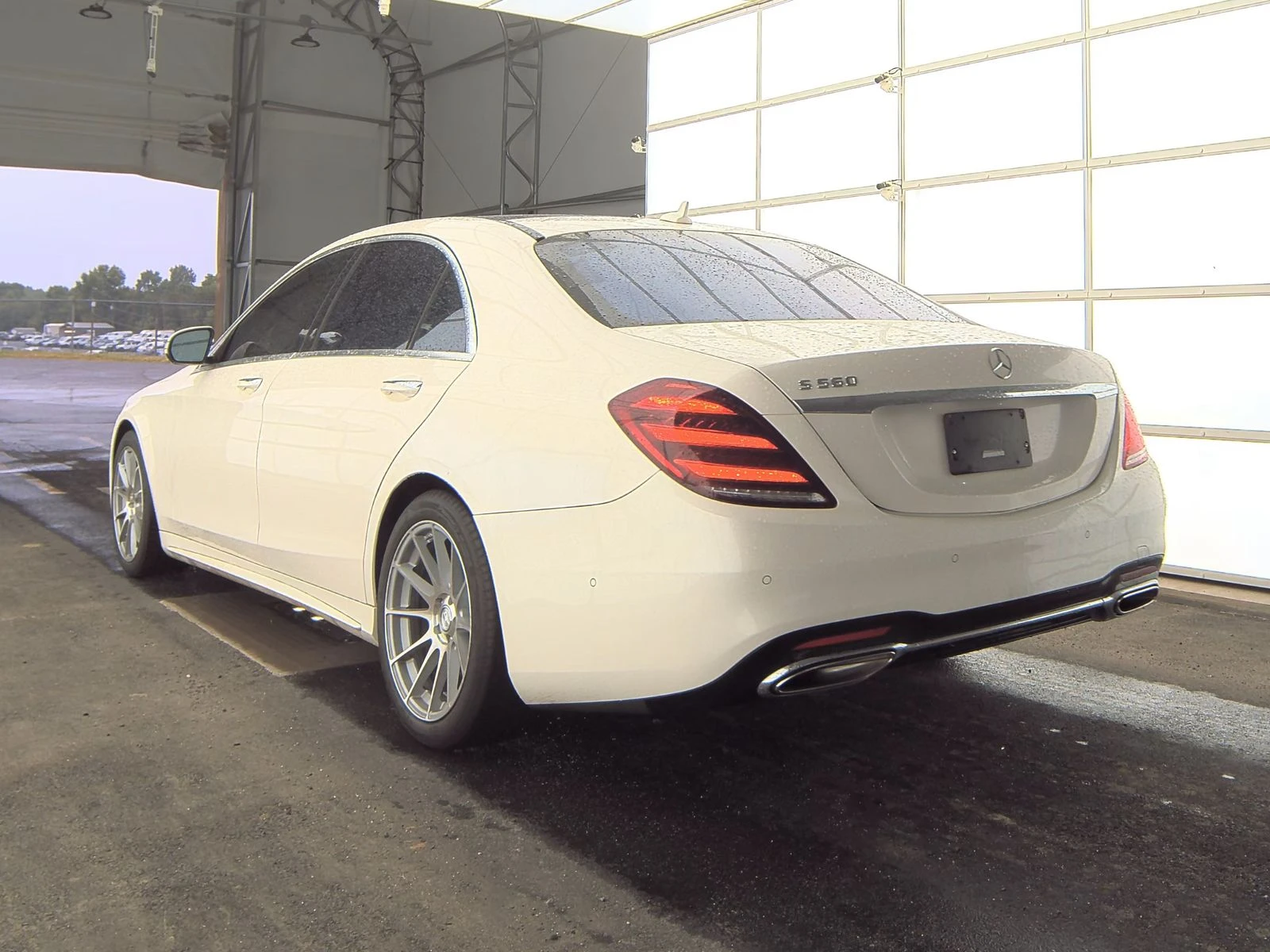 Mercedes-Benz S 560 FACELIFT* BURMASTER* AMG* DISTRO* 360* МАСАЖ* АМБИ - изображение 5