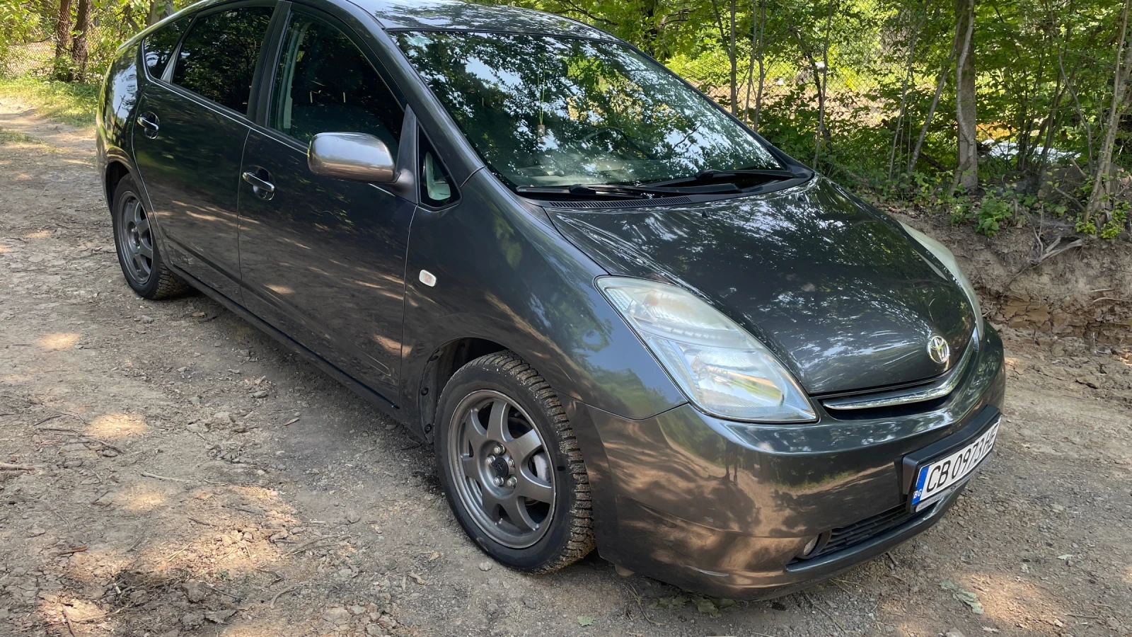 Toyota Prius  - изображение 2