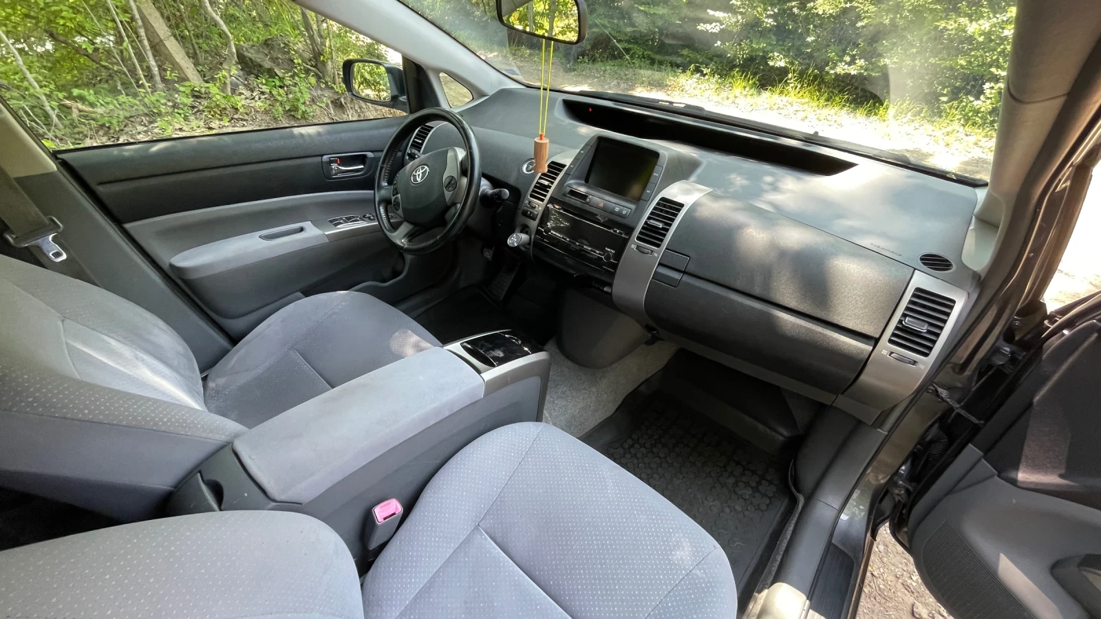 Toyota Prius  - изображение 5
