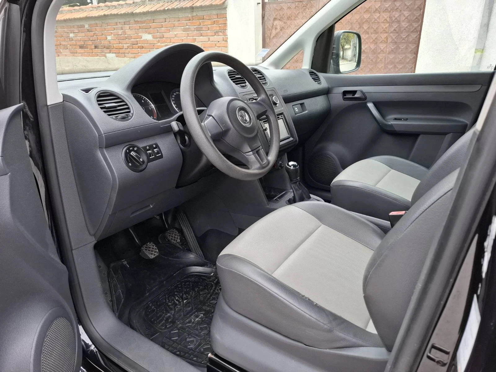 VW Caddy Maxi | Mobile.bg � ����������� 13