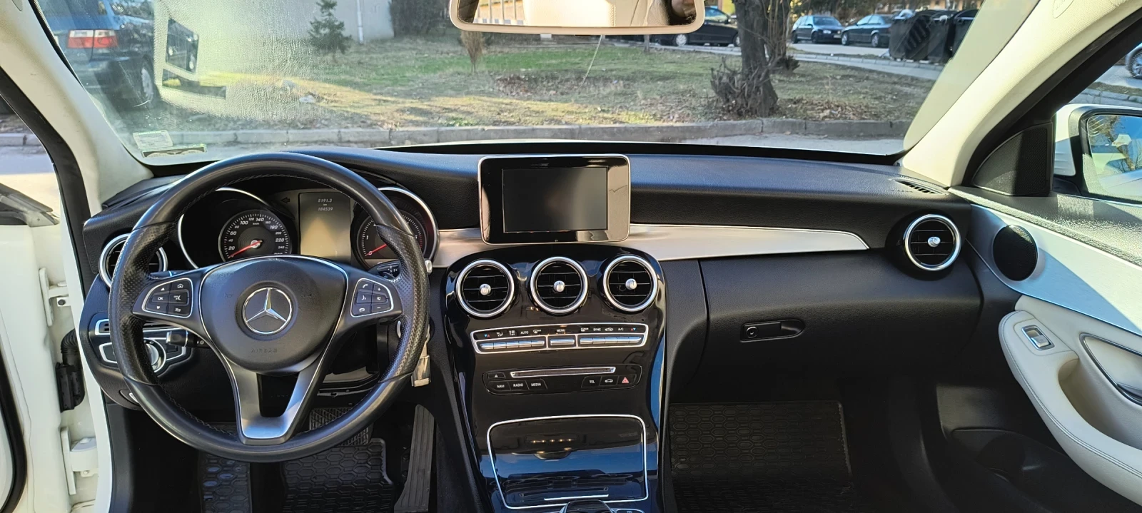 Mercedes-Benz C 180  - изображение 7