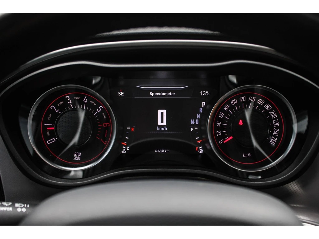 Dodge Challenger RT * * 8ZF * * CARFAX * * АВТО КРЕДИТ * *  - изображение 9