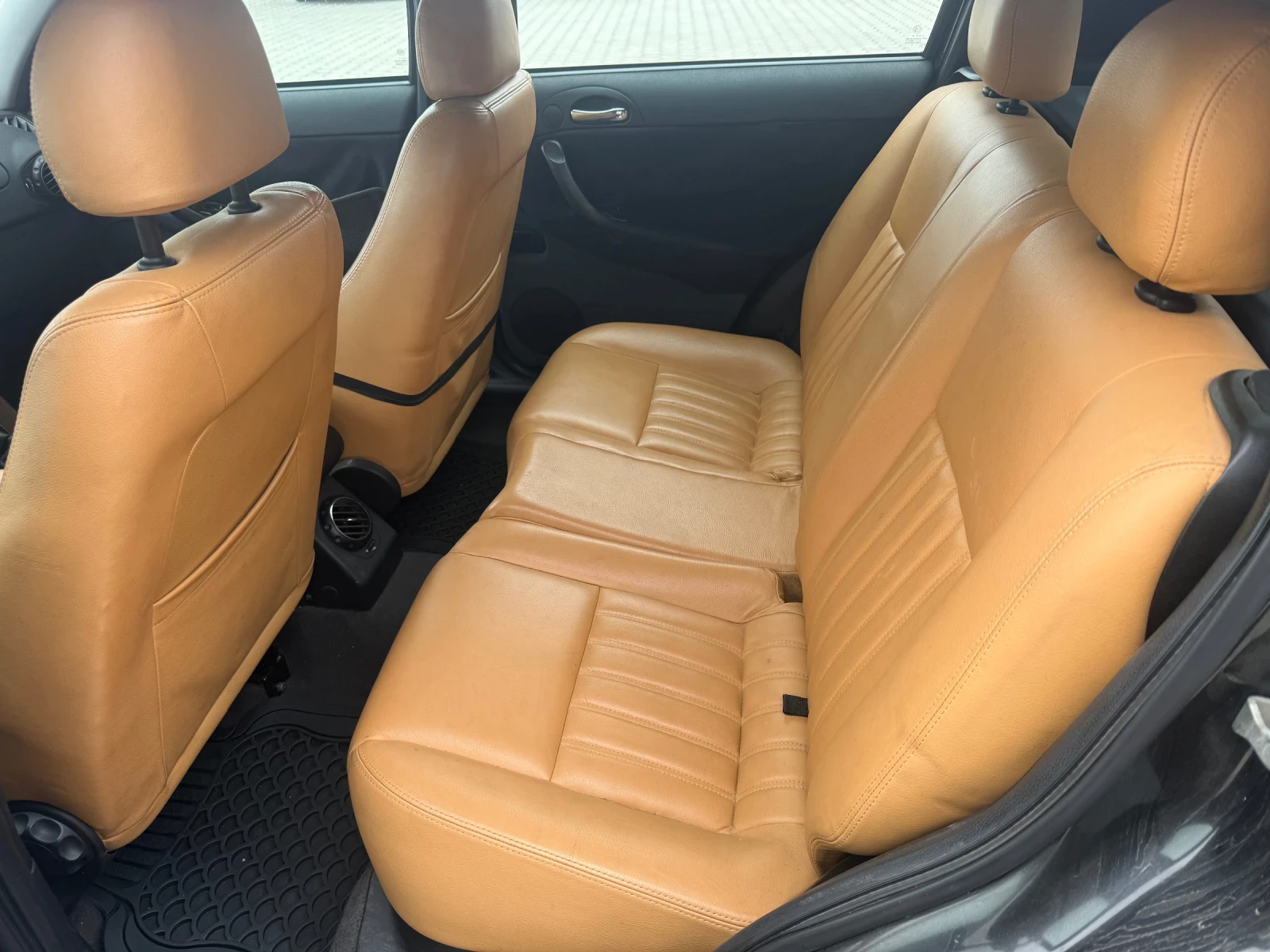 Alfa Romeo 147, снимка 9 - Автомобили и джипове - 54037265