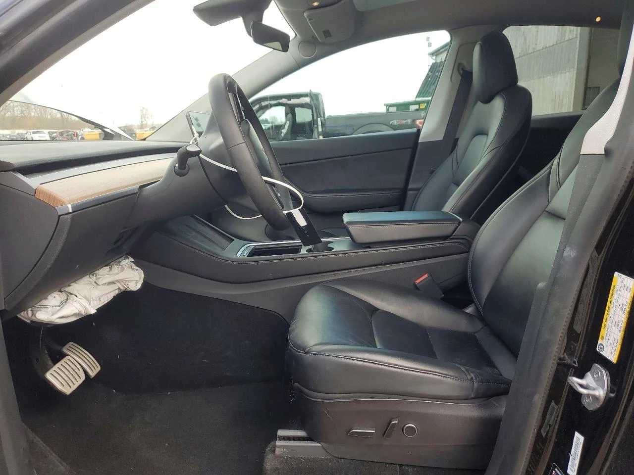 Tesla Model Y, снимка 7 - Автомобили и джипове - 54297383