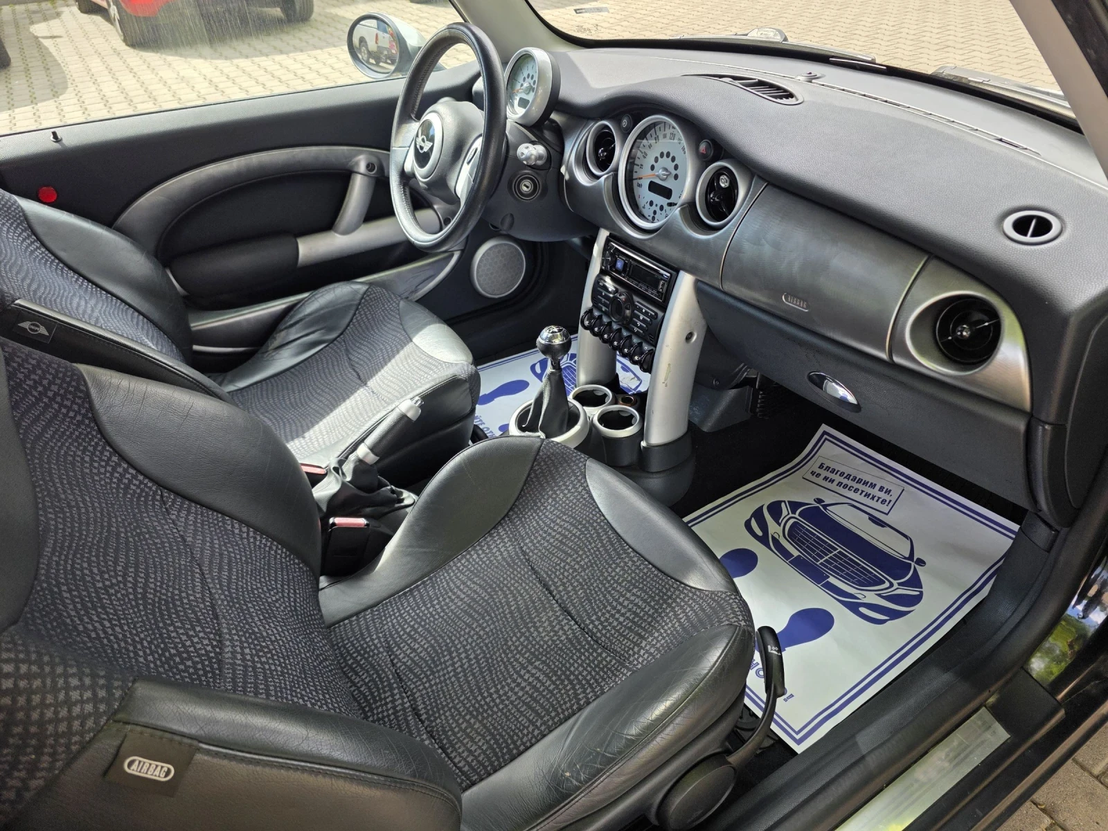 Mini Cooper 1.6.бензин.клима.панорама.кожа, снимка 12 - Автомобили и джипове - 54530087