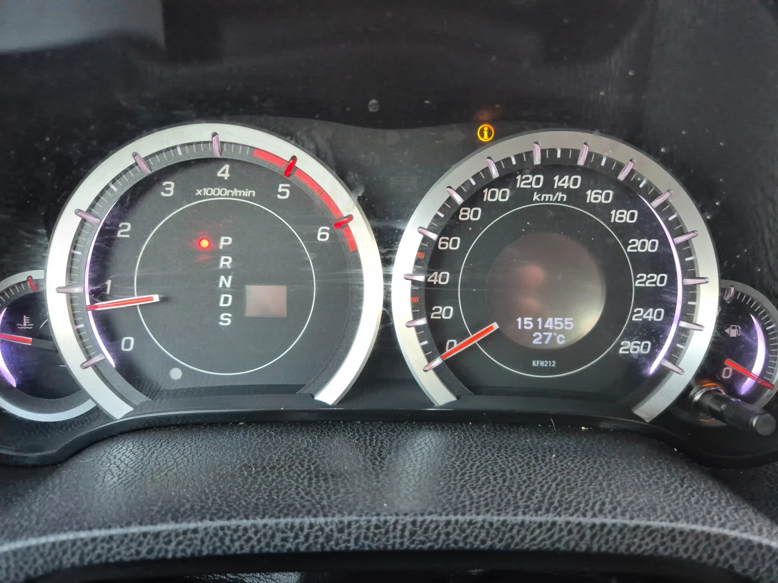 Honda Accord АВТОМАТИК!, снимка 11 - Автомобили и джипове - 55163080