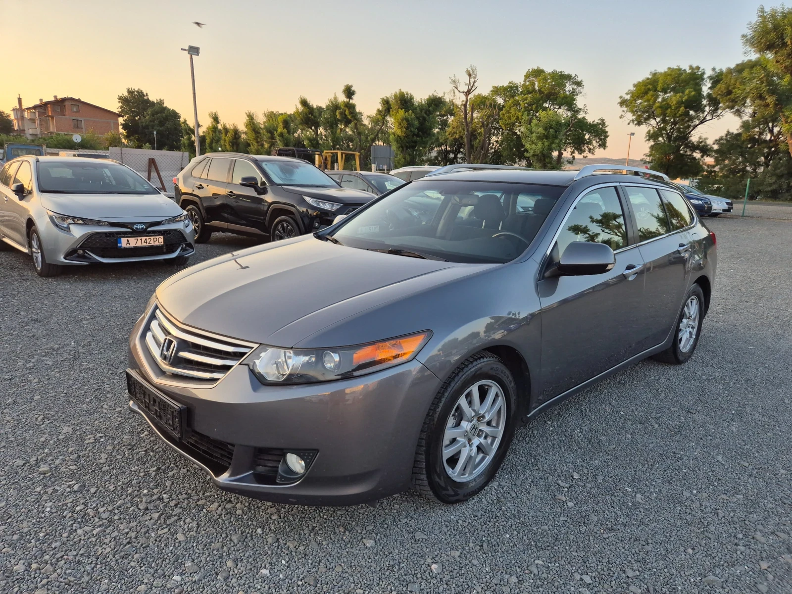 Honda Accord АВТОМАТИК!, снимка 3 - Автомобили и джипове - 55163080