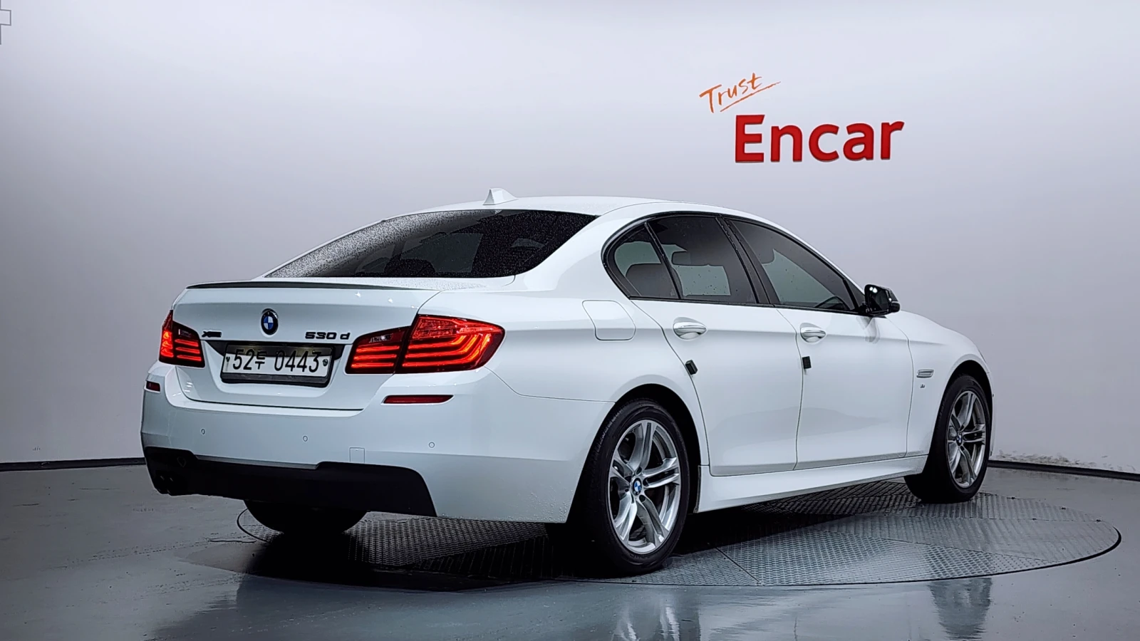 BMW 530 D Xdrive M Aerodynamic, снимка 3 - Автомобили и джипове - 55406050