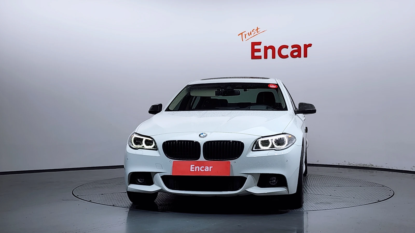 BMW 530 D Xdrive M Aerodynamic, снимка 2 - Автомобили и джипове - 55406050