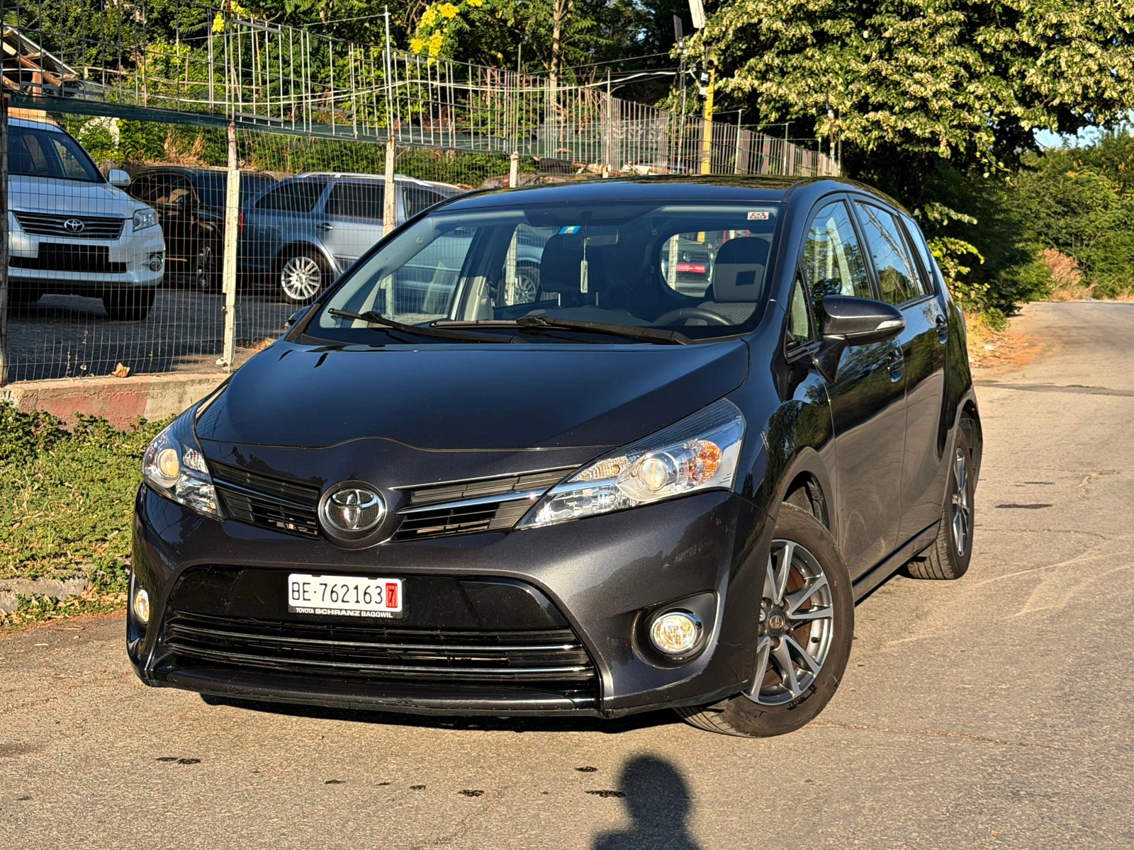 Toyota Verso 1.8!!ШВЕЙЦАРИЯ!!7 МЕСТЕН!!НАВИ!ТОП СЪСТОЯНИЕ, снимка 2 - Автомобили и джипове - 55466750