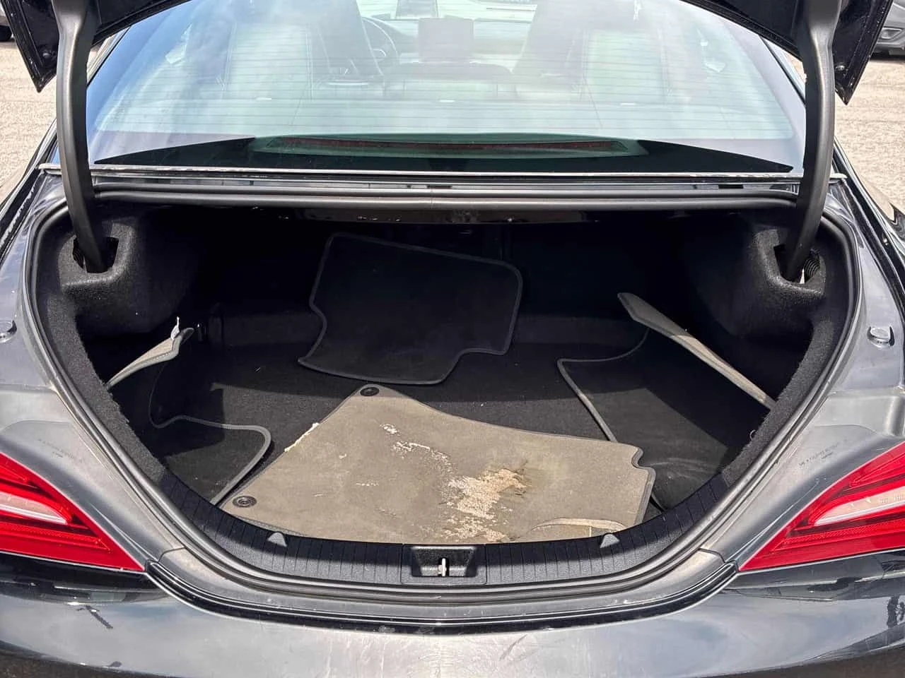 Mercedes-Benz CLA 250 * CARFAX * ОПЦИЯ ЗА ФИНАНСИРАНЕ, снимка 17 - Автомобили и джипове - 55645448
