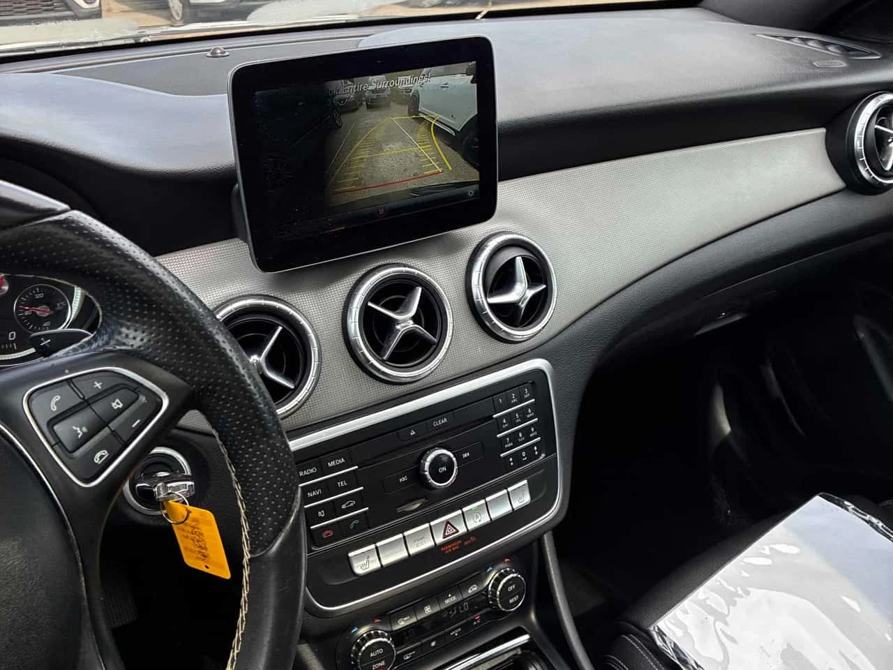 Mercedes-Benz CLA 250 * CARFAX * ОПЦИЯ ЗА ФИНАНСИРАНЕ, снимка 9 - Автомобили и джипове - 55645448