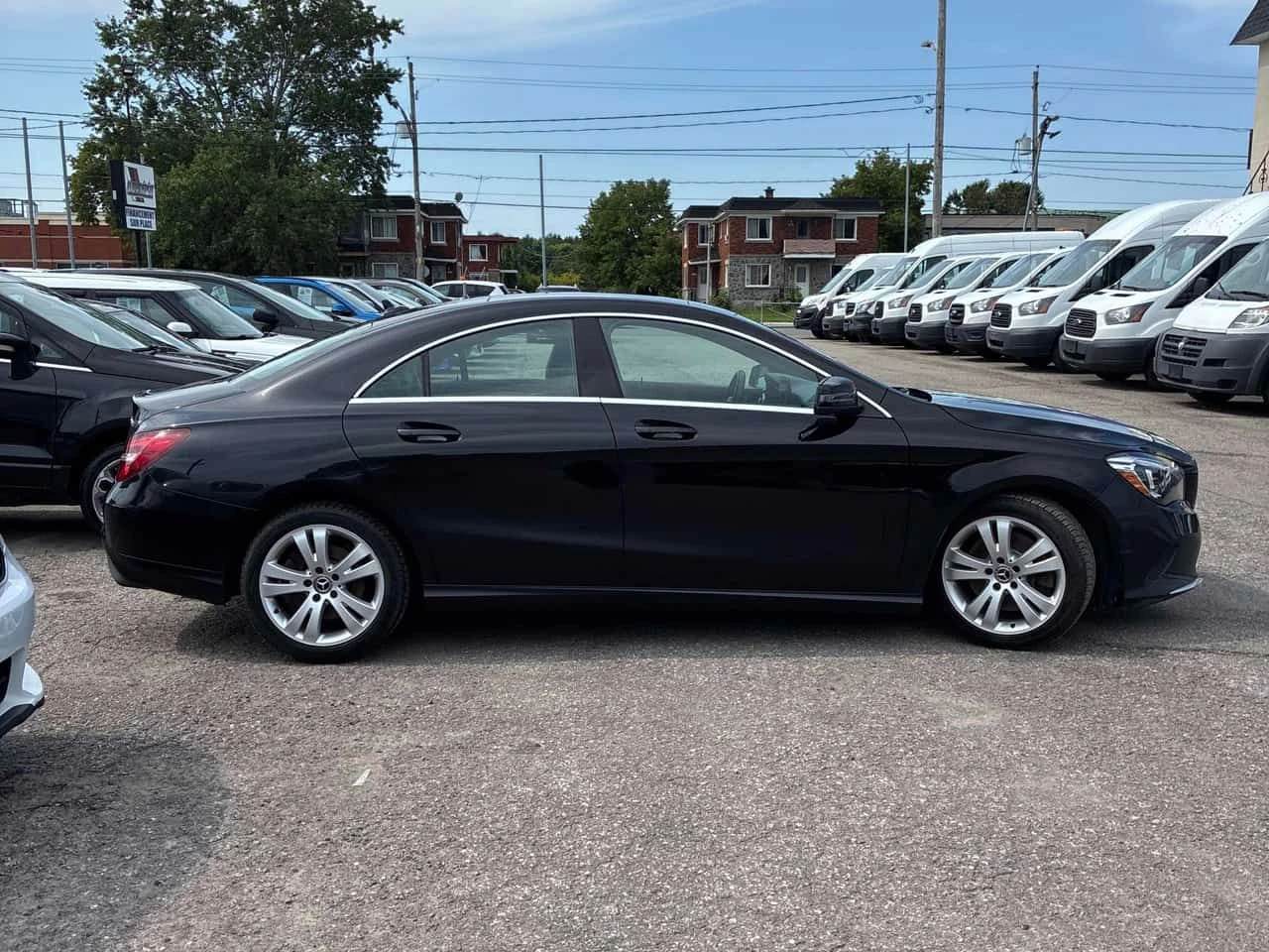 Mercedes-Benz CLA 250 * CARFAX * ОПЦИЯ ЗА ФИНАНСИРАНЕ, снимка 3 - Автомобили и джипове - 55645448