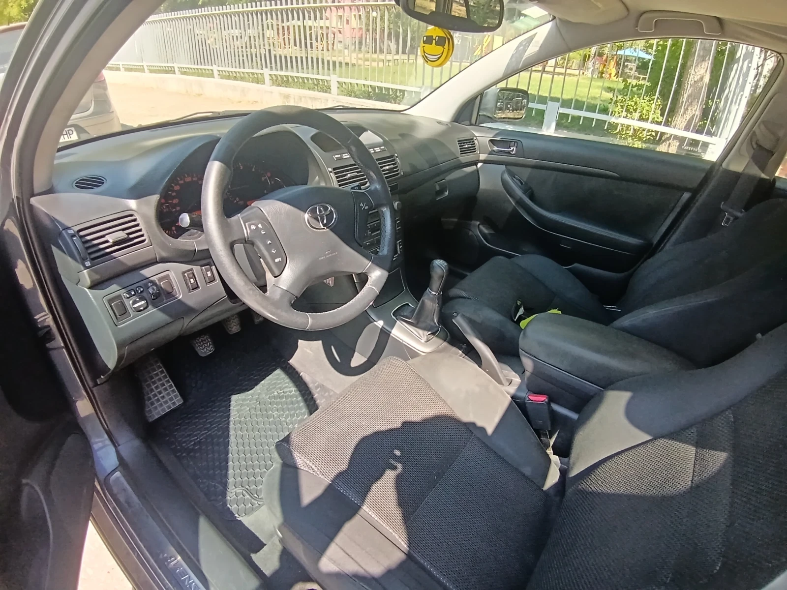 Toyota Avensis, снимка 8 - Автомобили и джипове - 55784149