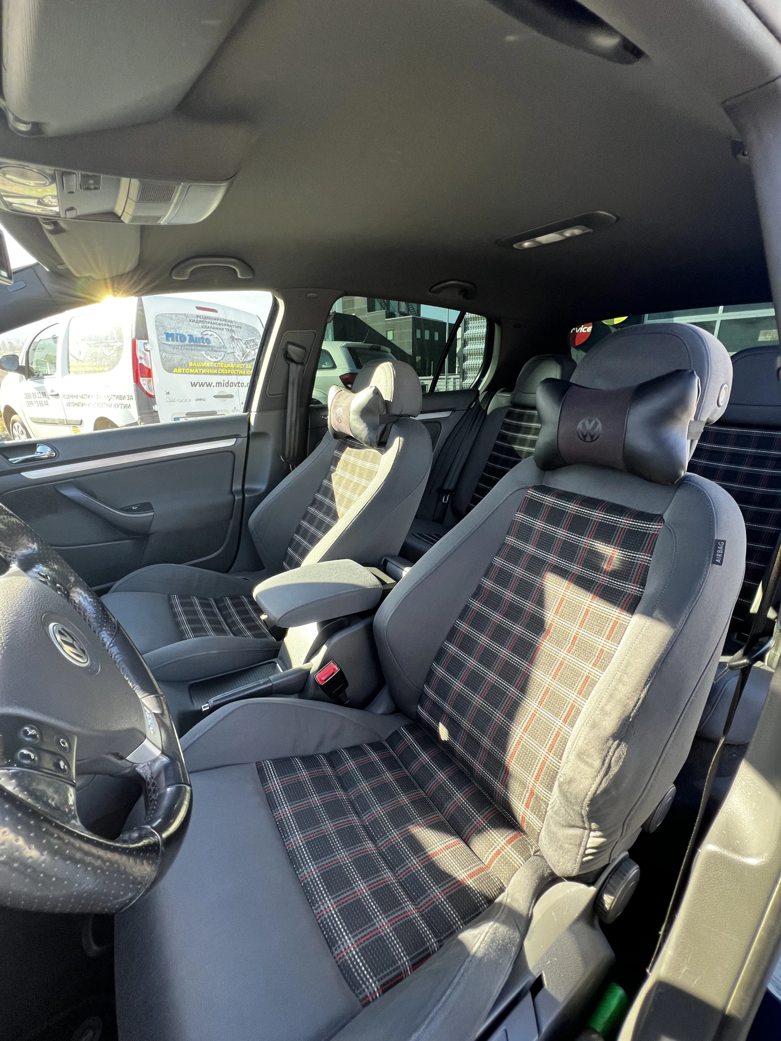 VW Golf GTI, снимка 12 - Автомобили и джипове - 56076375