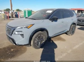 Nissan Rogue PLATINUM FWD