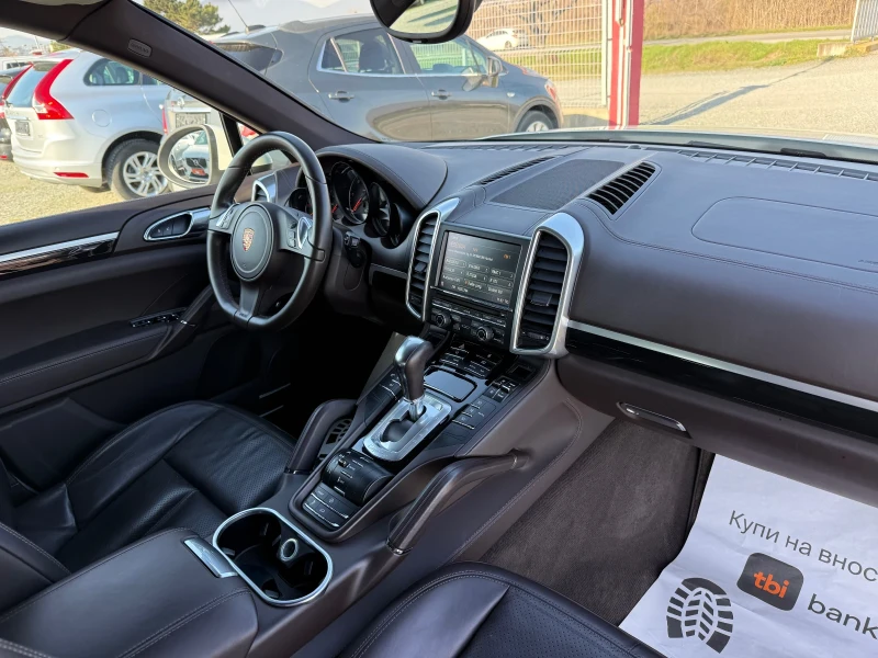 Porsche Cayenne (KATO НОВА), снимка 15 - Автомобили и джипове - 52844429