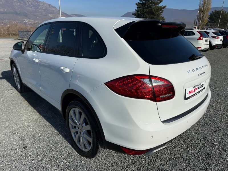 Porsche Cayenne (KATO НОВА), снимка 8 - Автомобили и джипове - 52844429
