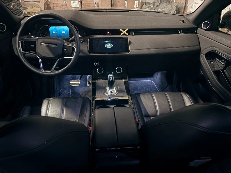 Land Rover Range Rover Evoque P300e, снимка 15 - Автомобили и джипове - 53082401