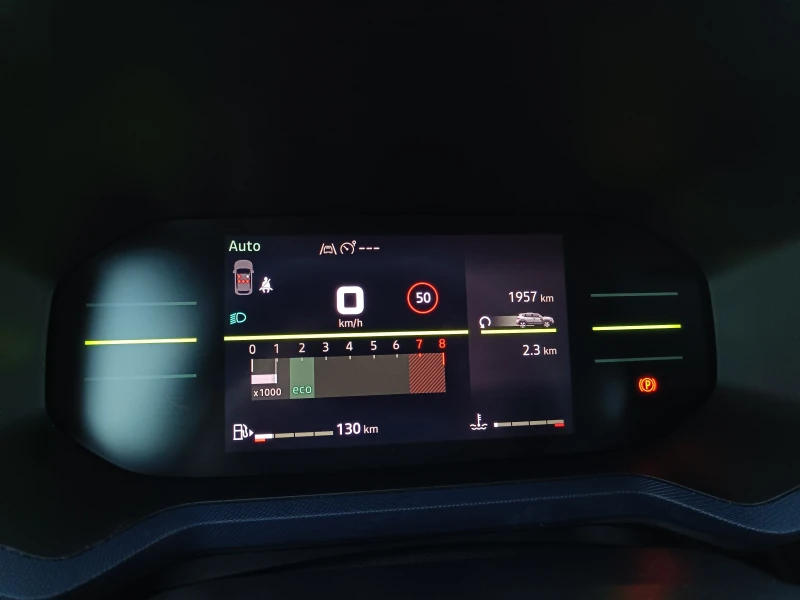 Dacia Duster III Tce Extreme 130 4x4, снимка 13 - Автомобили и джипове - 53134049