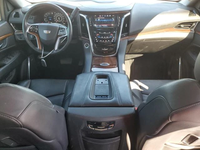 Cadillac Escalade LUXURY/Фиксирана цена с вс. такси !!!, снимка 8 - Автомобили и джипове - 47124524