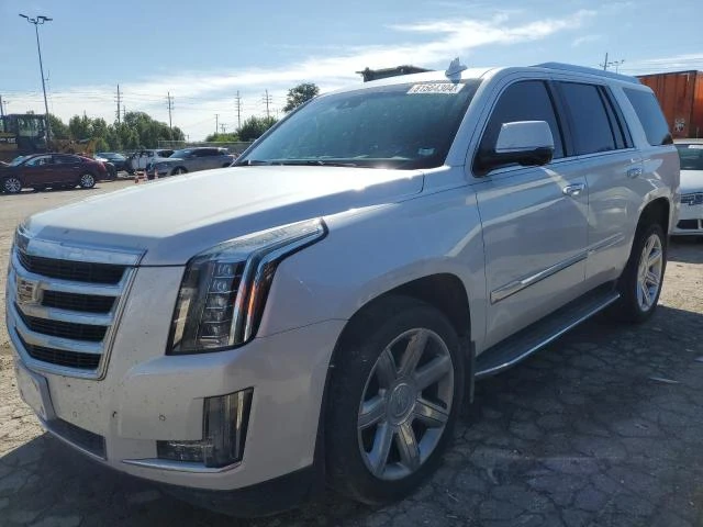 Cadillac Escalade LUXURY/Фиксирана цена с вс. такси !!!, снимка 1 - Автомобили и джипове - 47124524