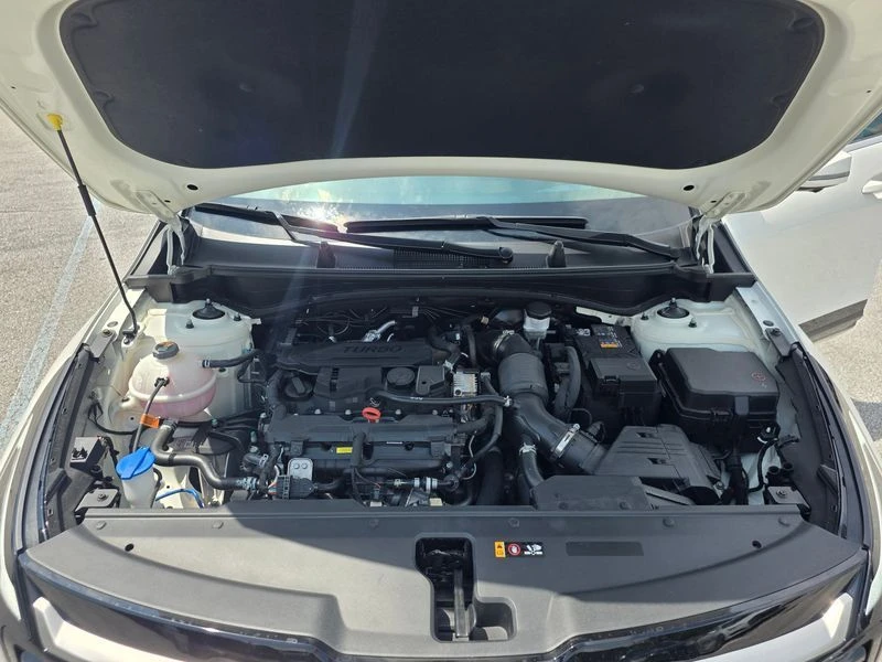 Kia Sportage 1.6 Automatic Signature !!, Най високо ниво на обо, снимка 12 - Автомобили и джипове - 55738180